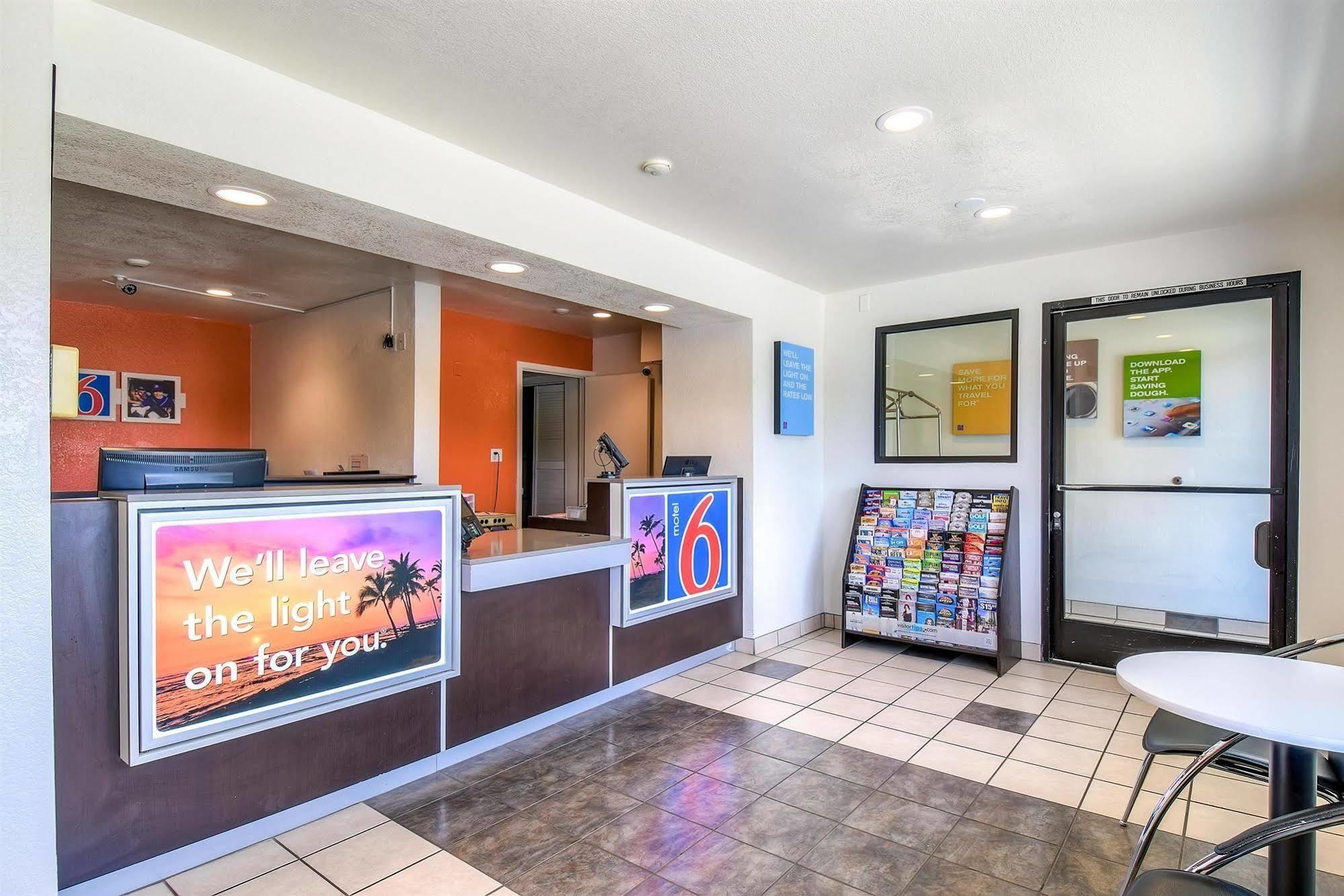 Motel 6-Corona, Ca Exteriör bild